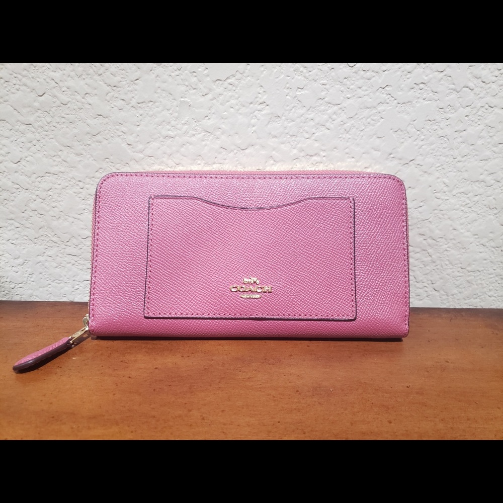 Coach Accordion Leather Zip Around Wallet